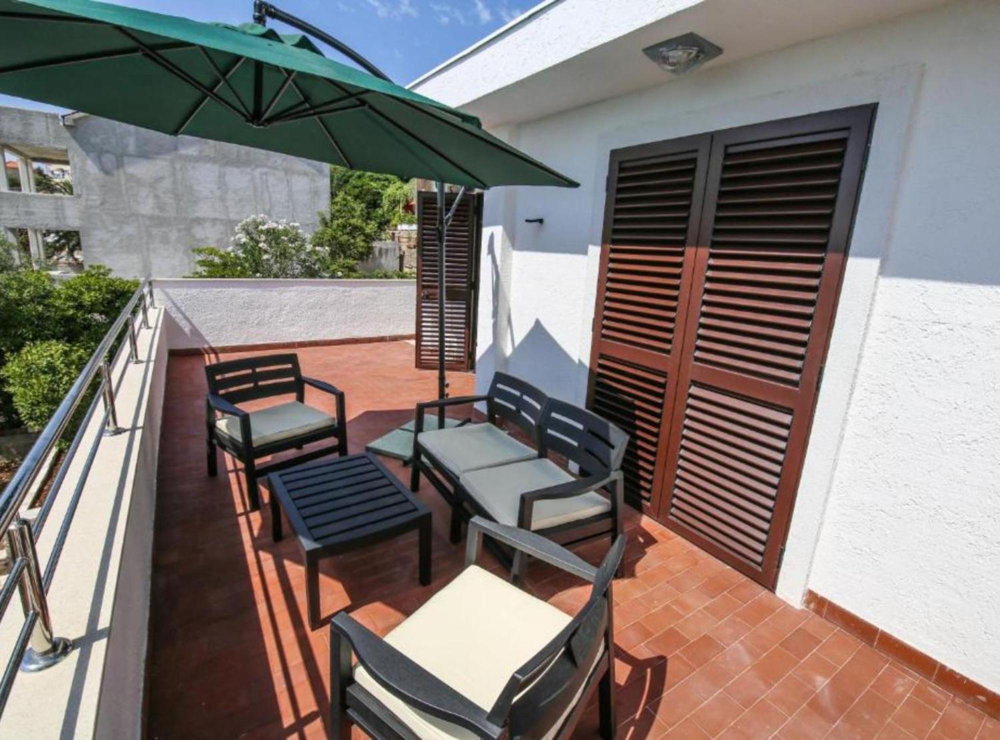 Apartment Darmy Trogir Exterior foto